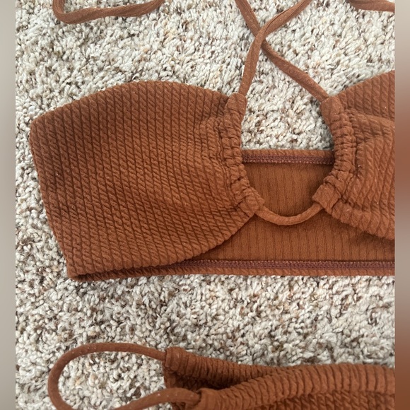 Knit Bikini Set - Picture 4 of 5
